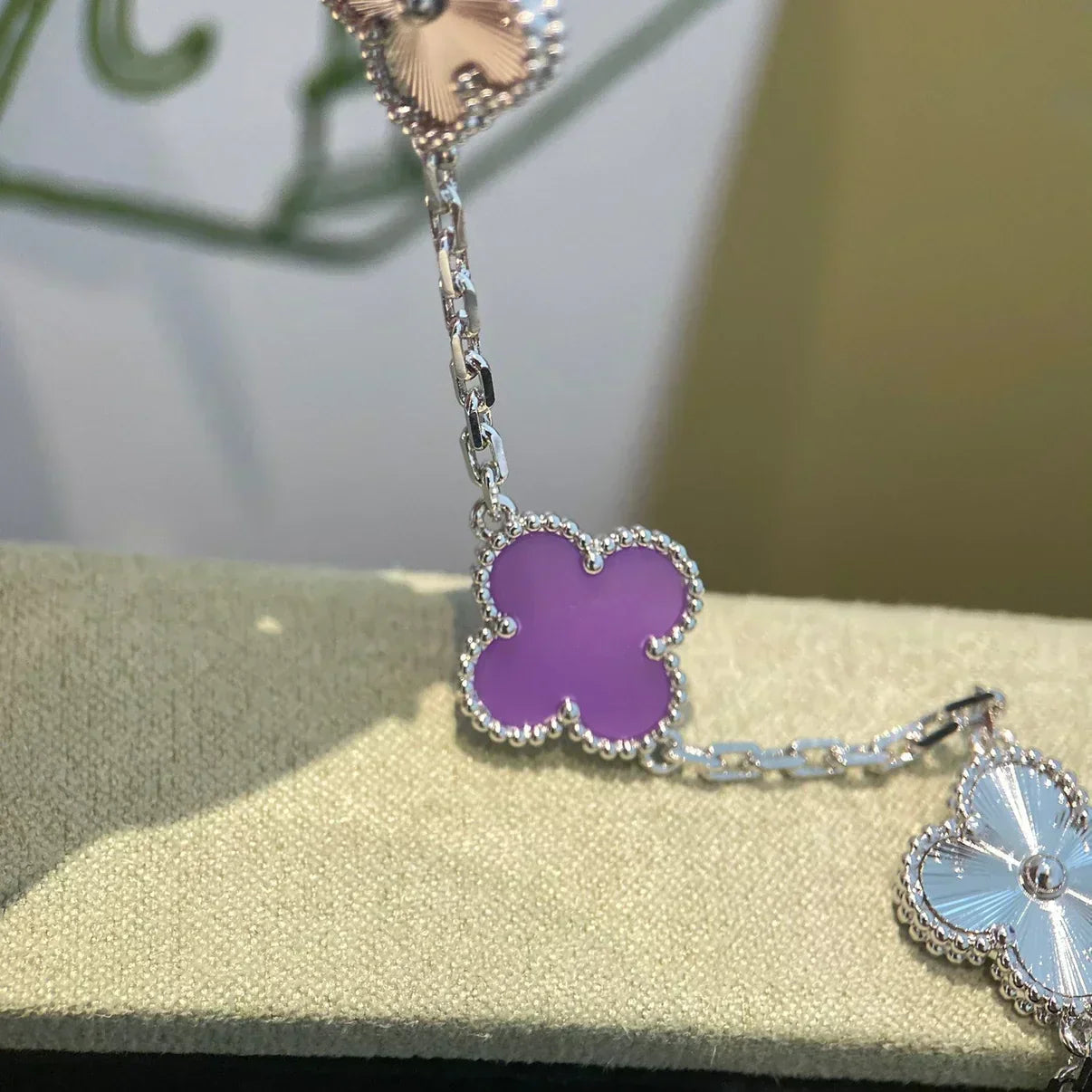 [Renovia Jewelry] CLOVER 5 MOTIF VIOLET BRACELET COLLECTION