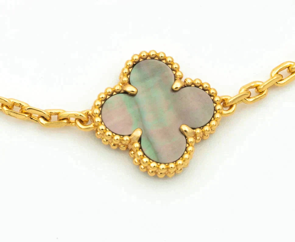 [Renovia Jewelry] CLOVER 5 MOTIF GRAY MOP BRACELET COLLECTION