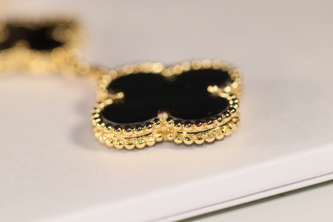 [Renovia Jewelry]CLOVER EARRINGS GOLD ONYX MOP 3 MOTIF