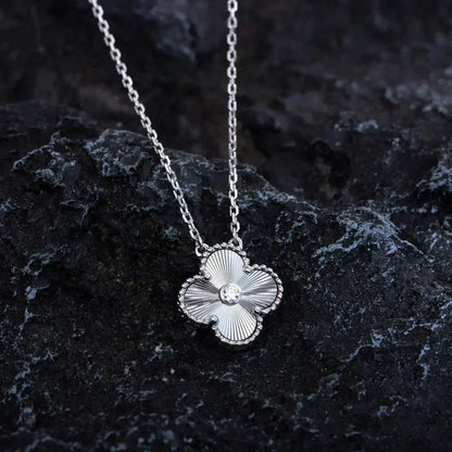 [Renovia Jewelry]CLOVER  15MM DIAMOND LASER NECKLACE SILVER