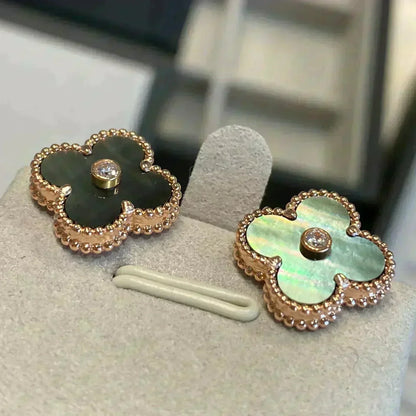 [Renovia Jewelry]CLOVER MEDIUM 1 MOTIFS GRAY MOP  DIAMOND EARRINGS