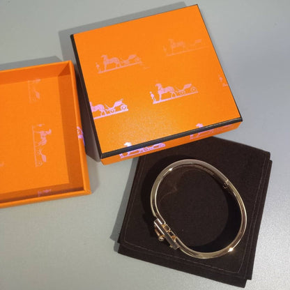 [Renovia Jewelry]H YELLOW BRACELET