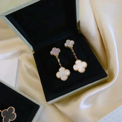 [Renovia Jewelry]CLOVER 2 MOTIF WHITE MOP EARRINGS
