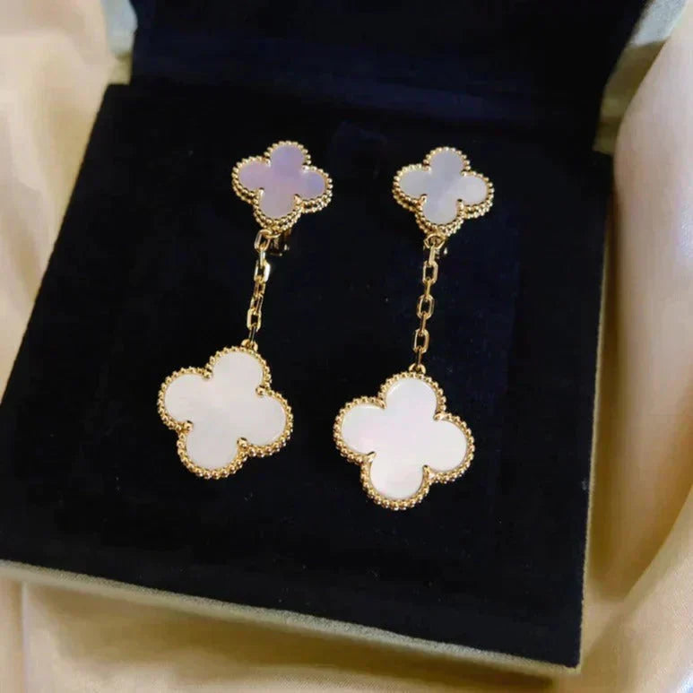 [Renovia Jewelry]CLOVER 2 MOTIF WHITE MOP EARRINGS