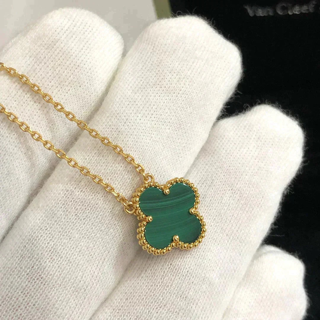 [Renovia Jewelry]CLOVER 15MM MALACHITE SINGLE FLOWER  NECKLACE