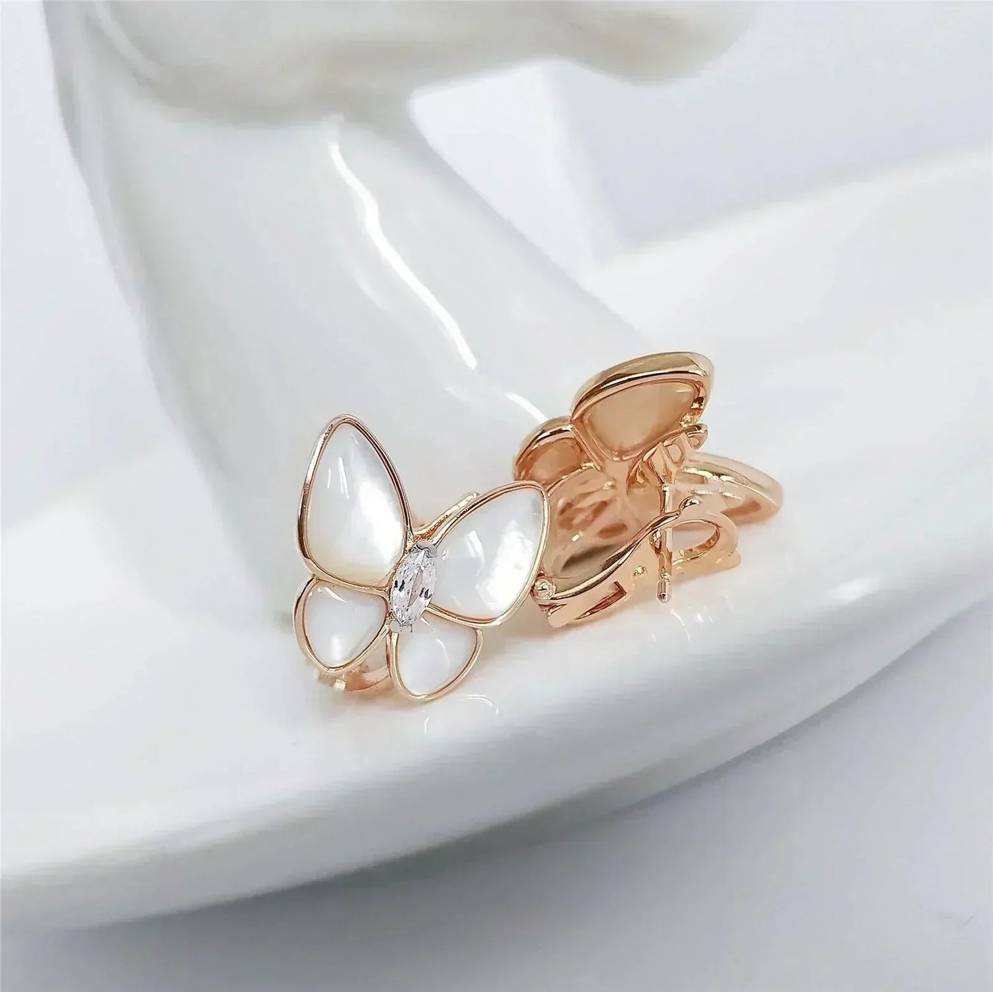 [Renovia Jewelry]BUTTERFLY MOP DIAMOND EARRINGS