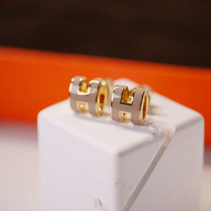 [Renovia Jewelry]MINI POP H GOLD EARRINGS GREY