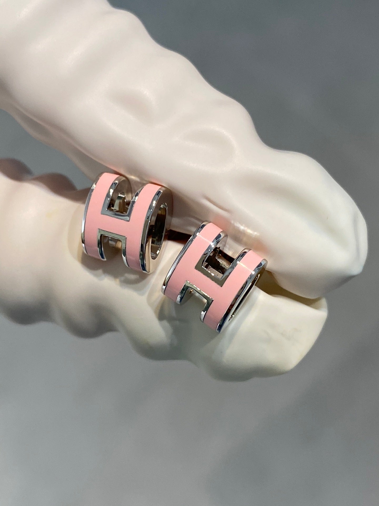 [Renovia Jewelry]MINI POP H SILVER EARRINGS PINK