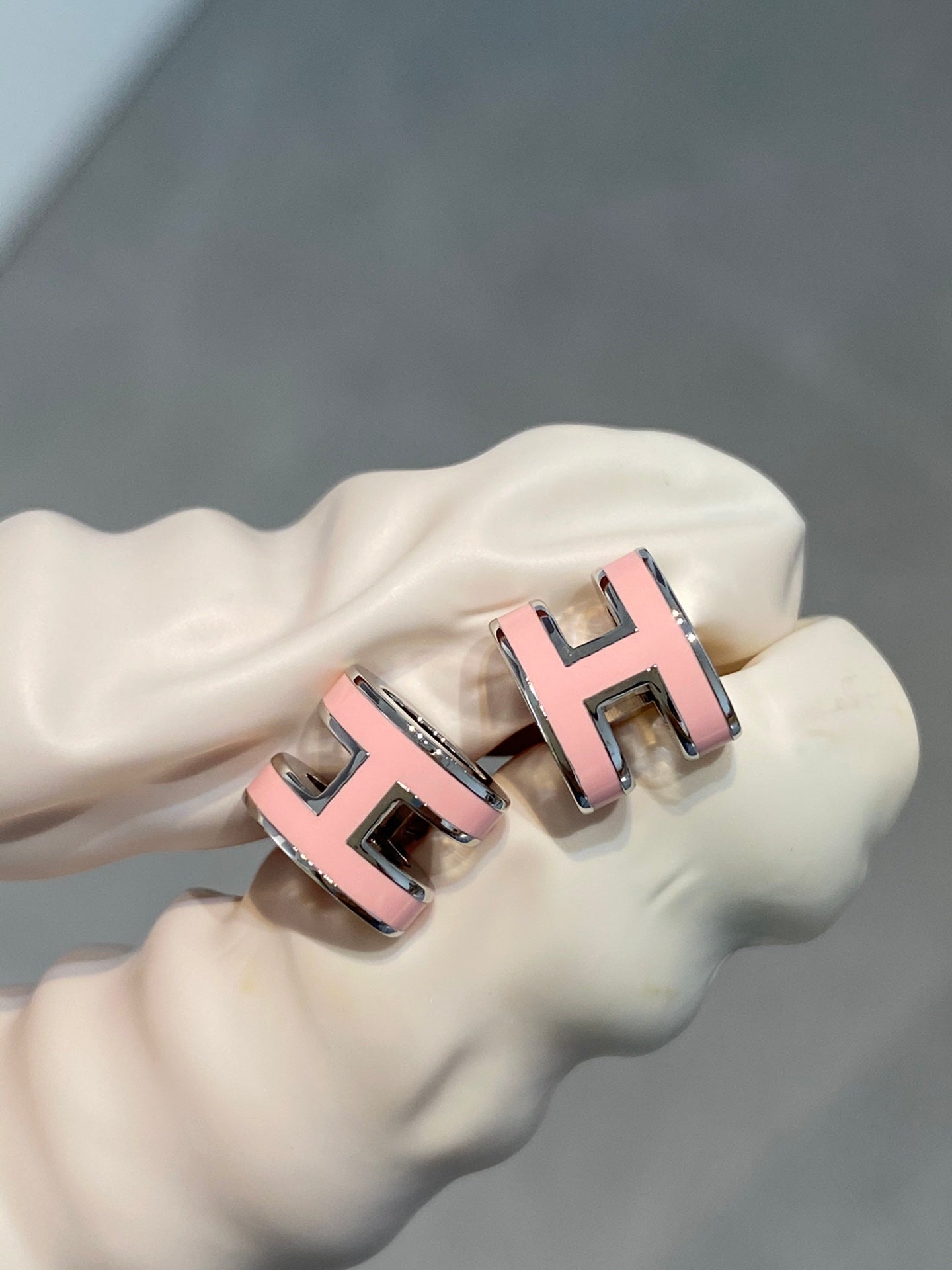 [Renovia Jewelry]MINI POP H SILVER EARRINGS PINK