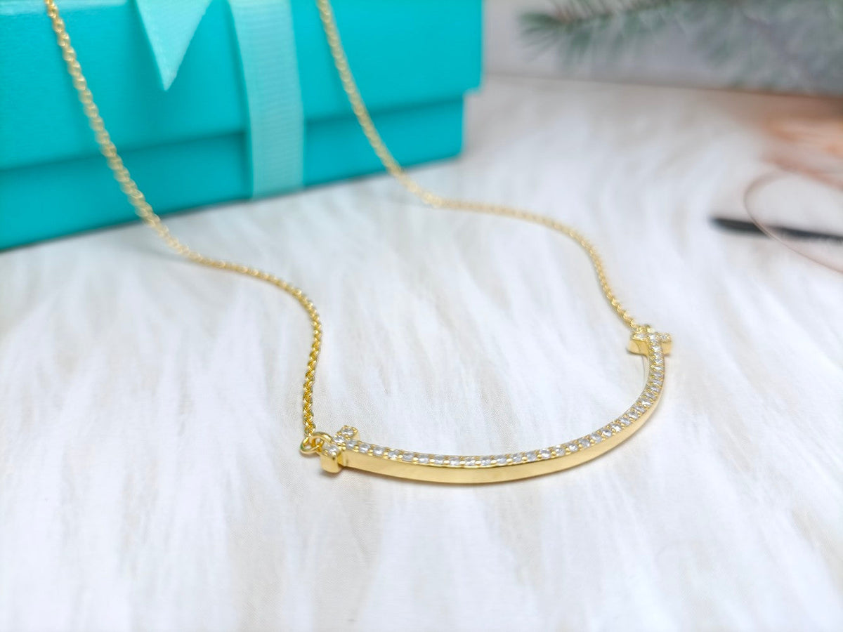 [Renovia Jewelry]BIG SMILE PEDANT DIAMOND NECKLACE