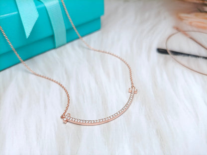 [Renovia Jewelry]BIG SMILE PEDANT DIAMOND NECKLACE