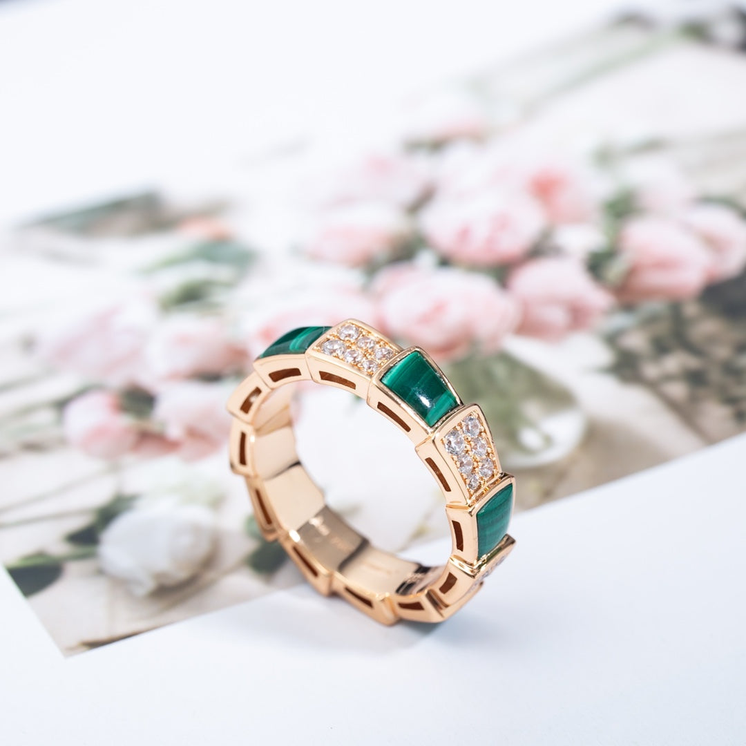 [Renovia Jewelry]SERPENTI RING PINK GOLD MALACHITE DIAMOND PAVED 4MM