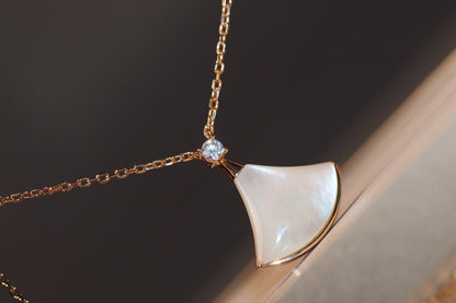 [Renovia Jewelry]DREAM NECKLACE WHITE MOP PINK GOLD 1 DIAMOND