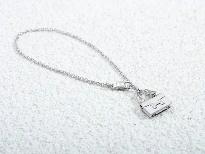 [Renovia Jewelry]AMULETTE PEDANT SILVER NECKLACE