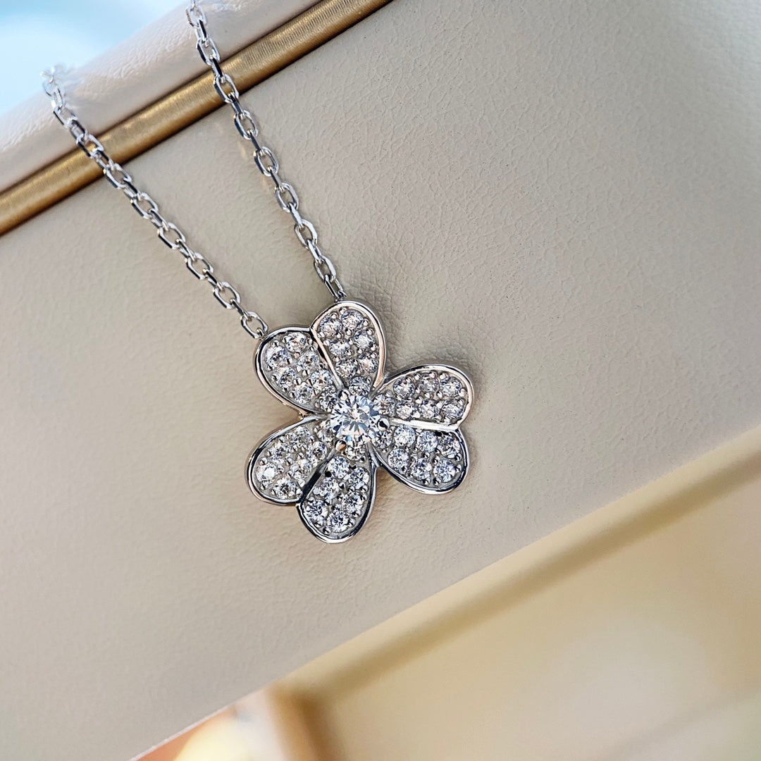 [Renovia Jewelry]CLOVER DIAMOND NECKLACE SILVER