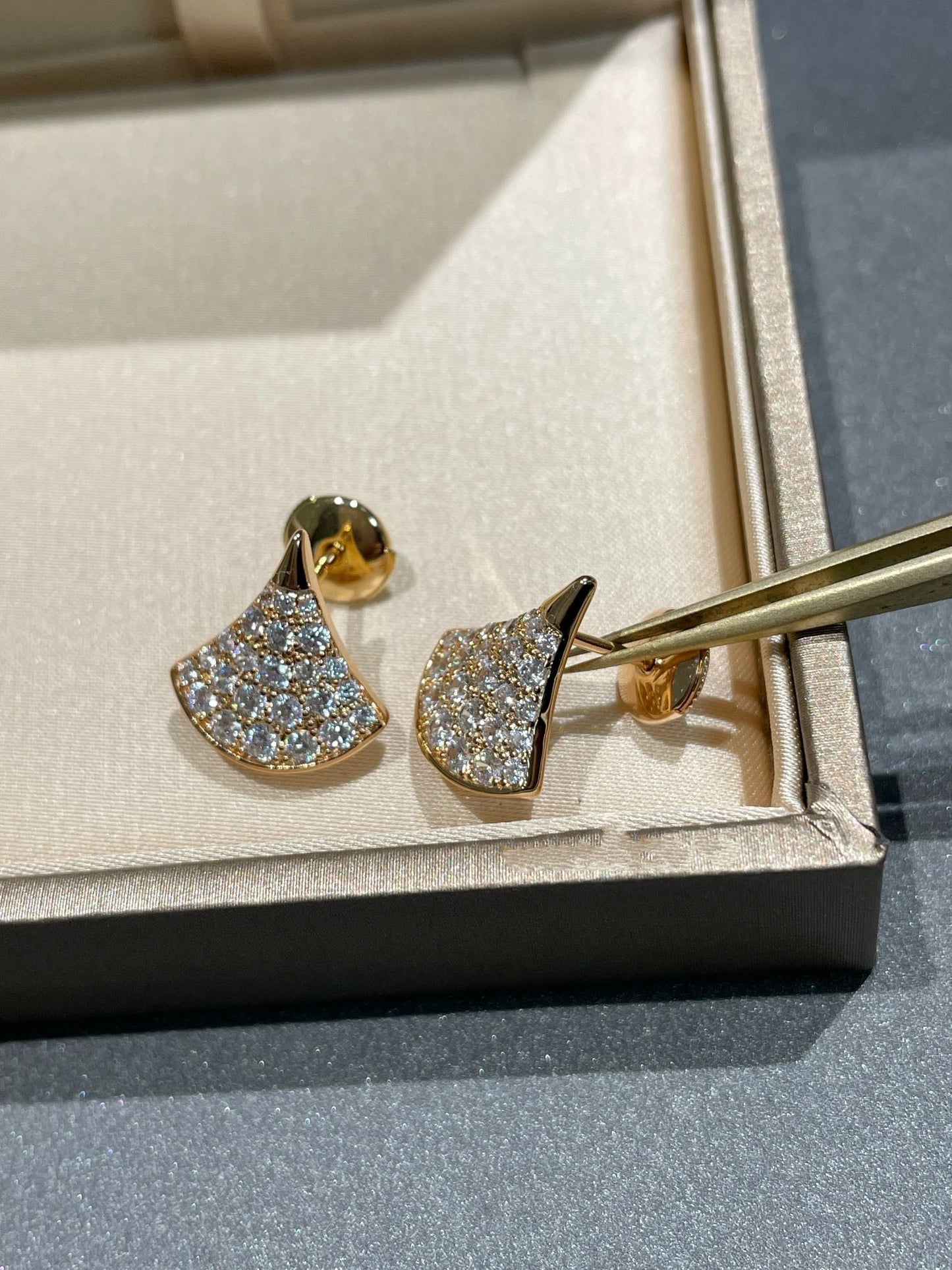 [Renovia Jewelry]DREAM STUD EARRINGS DIAMOND