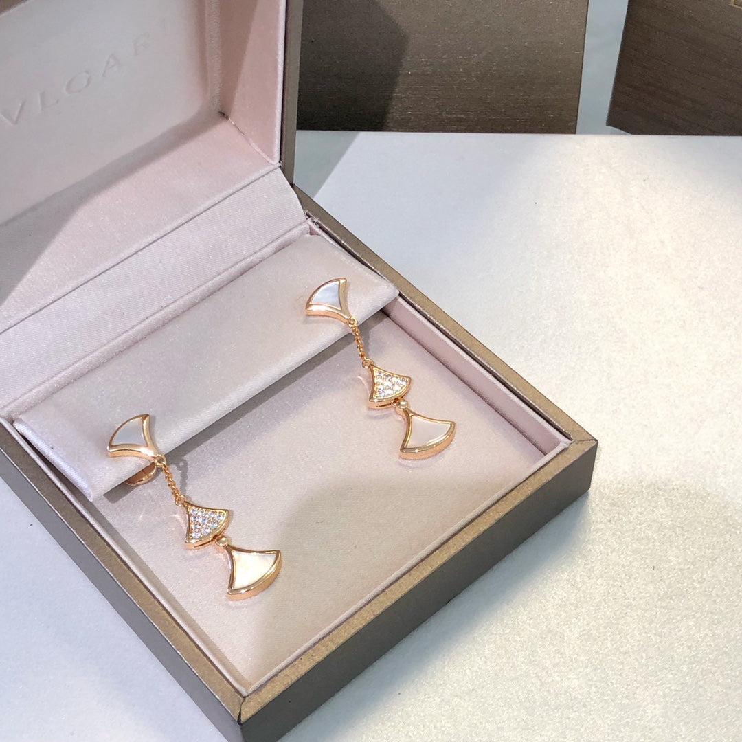 [Renovia Jewelry]DREAM EARRINGS 3 MOTIFS DIAMOND MOP PINK GOLD