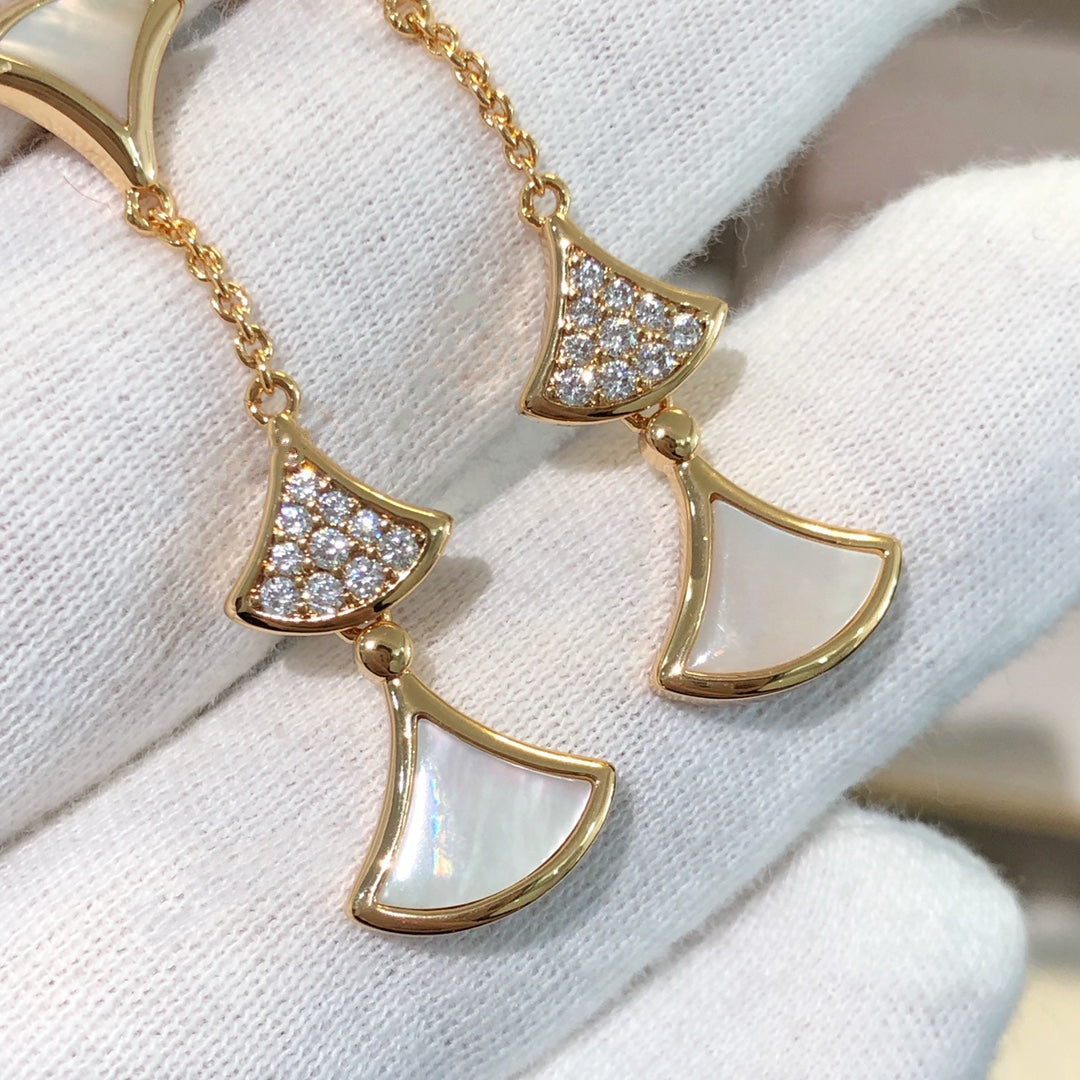 [Renovia Jewelry]DREAM EARRINGS 3 MOTIFS DIAMOND MOP PINK GOLD
