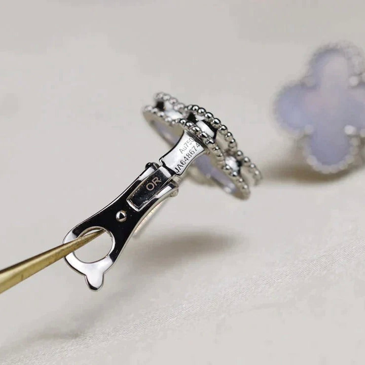 [Renovia Jewelry]CLOVER MEDIUM 1 MOTIFS  WHITE MOP EARRINGS SILVER