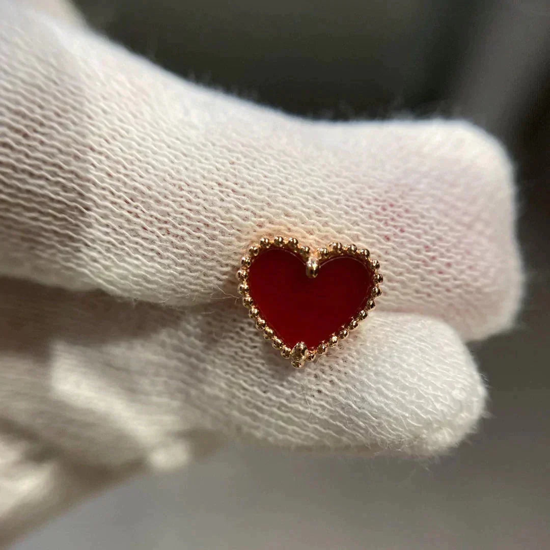 [Renovia Jewelry]HEART CARNELIAN STUD EARRINGS