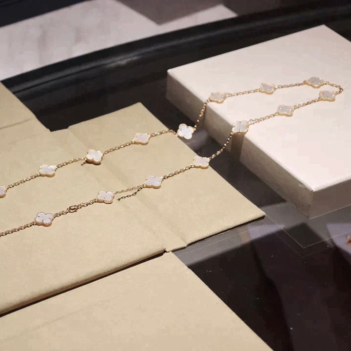 [Renovia Jewelry]CLOVER 20 MOTIFS WHITE MOP NECKLACE