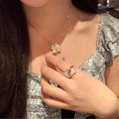 [Renovia Jewelry]CLOVER MOP DIAMOND ROSE GOLD NECKLACE