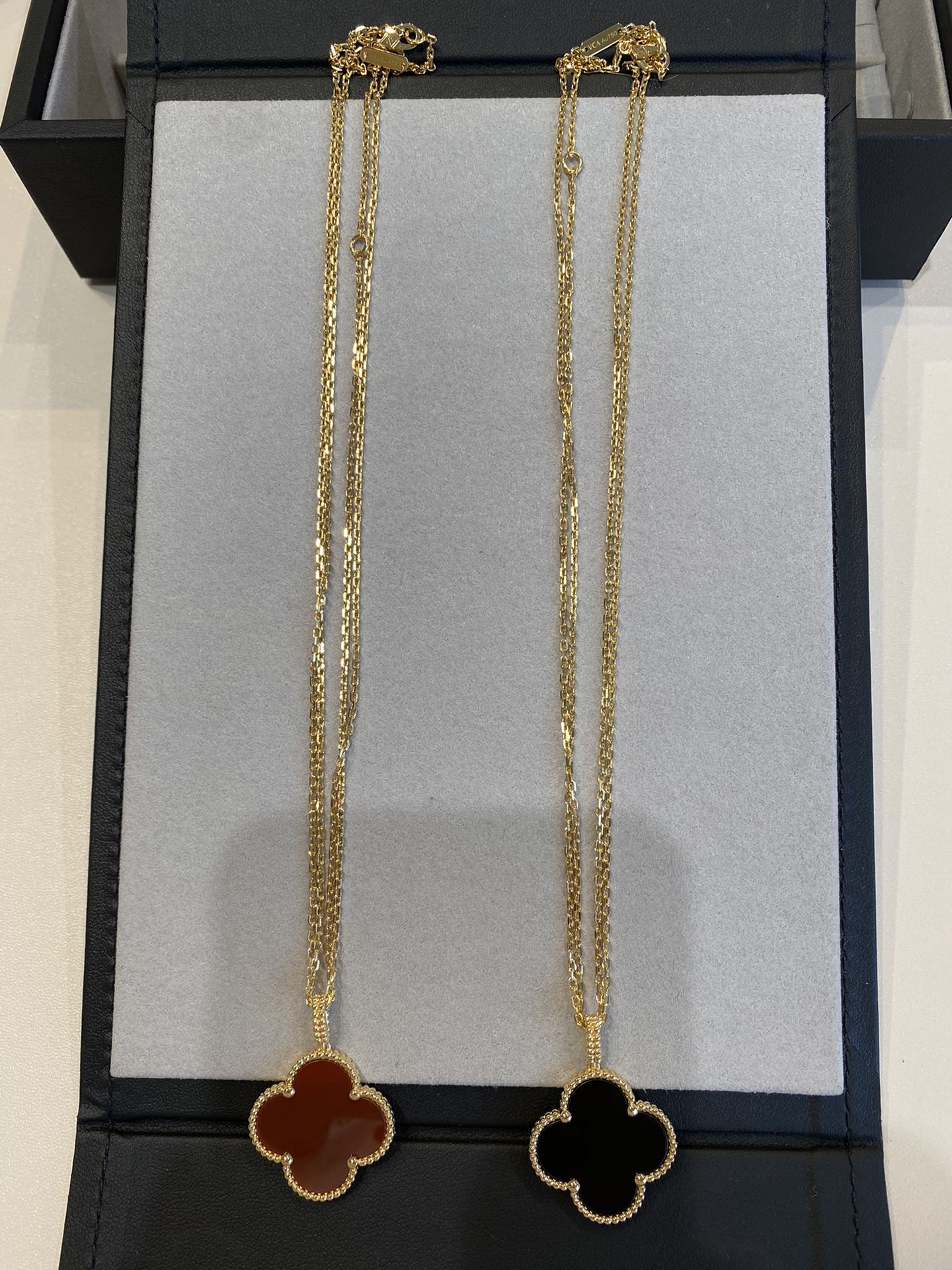 [Renovia Jewelry]CLOVER 25MM NECKLACE GOLD CARNELIAN