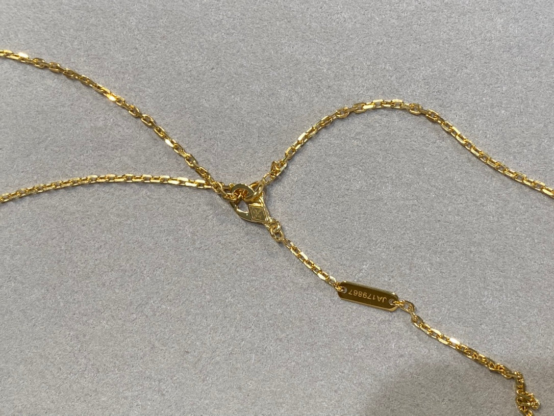 [Renovia Jewelry]CLOVER 25MM NECKLACE GOLD CARNELIAN