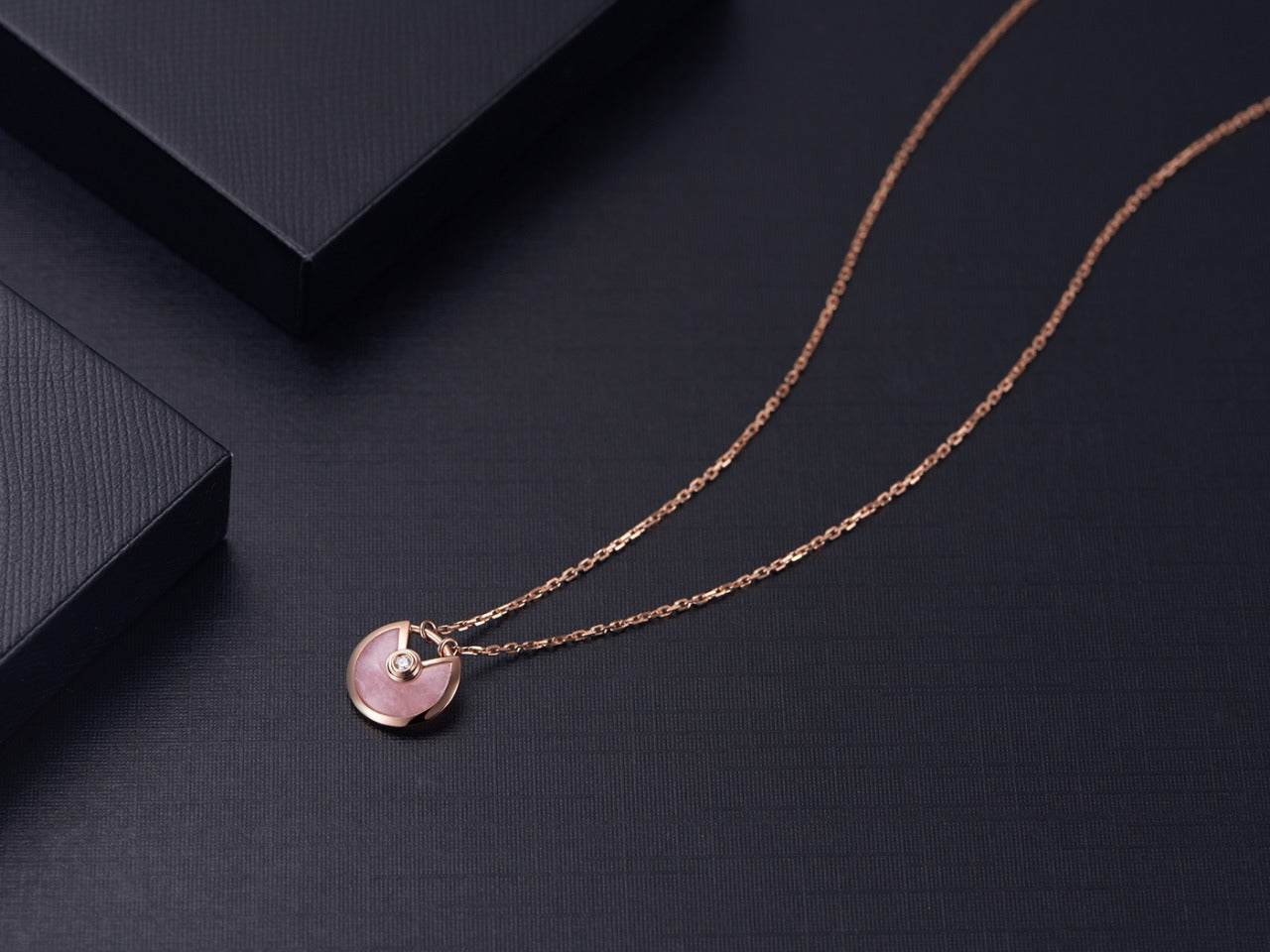 [Renovia Jewelry]AMULETTE ROSE GOLD PINK MOP NECKLACE