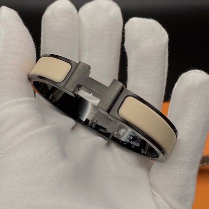 [Renovia Jewelry]H BRACELET 12MM BLACK BEIGE CERAMIC