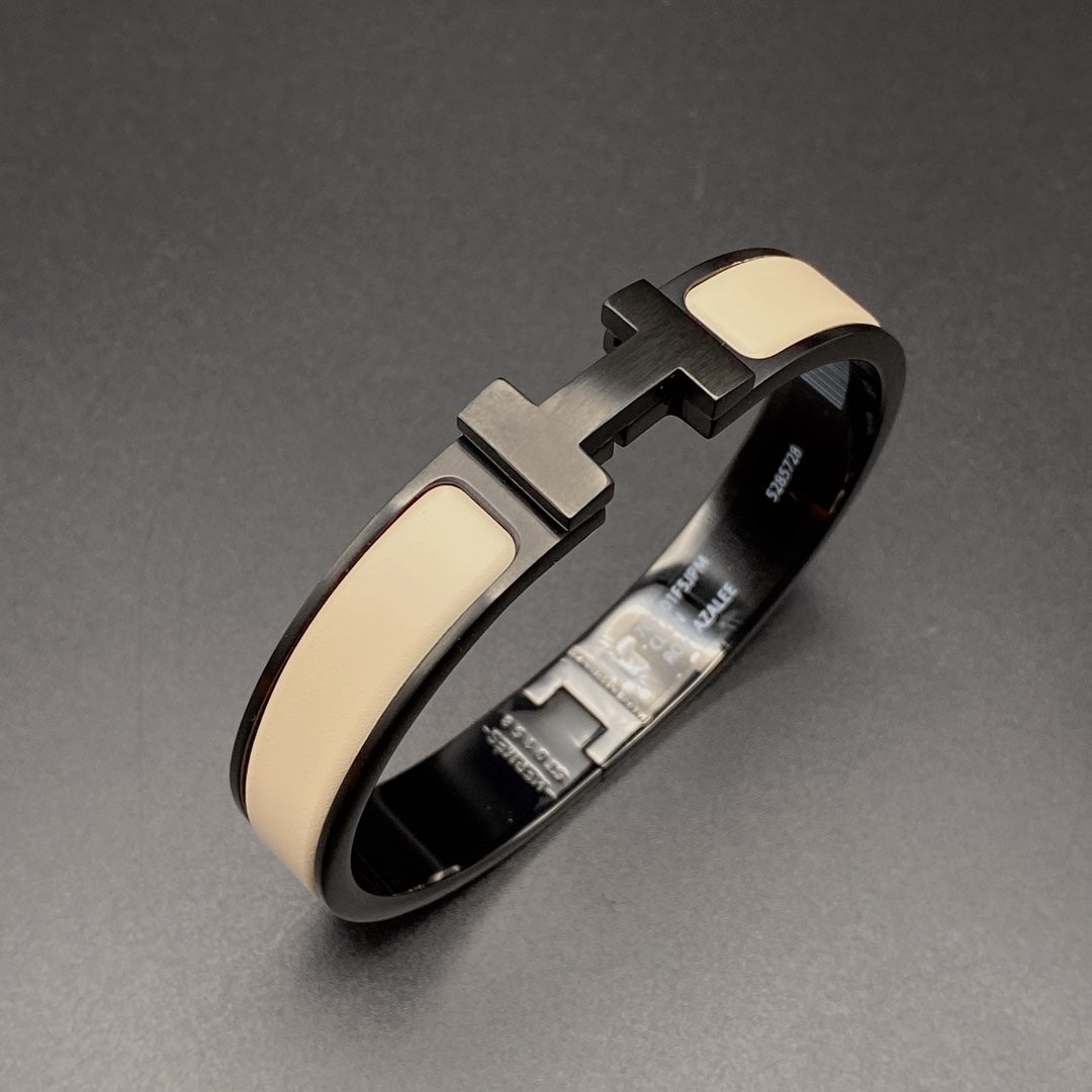 [Renovia Jewelry]H BRACELET 12MM BLACK BEIGE CERAMIC