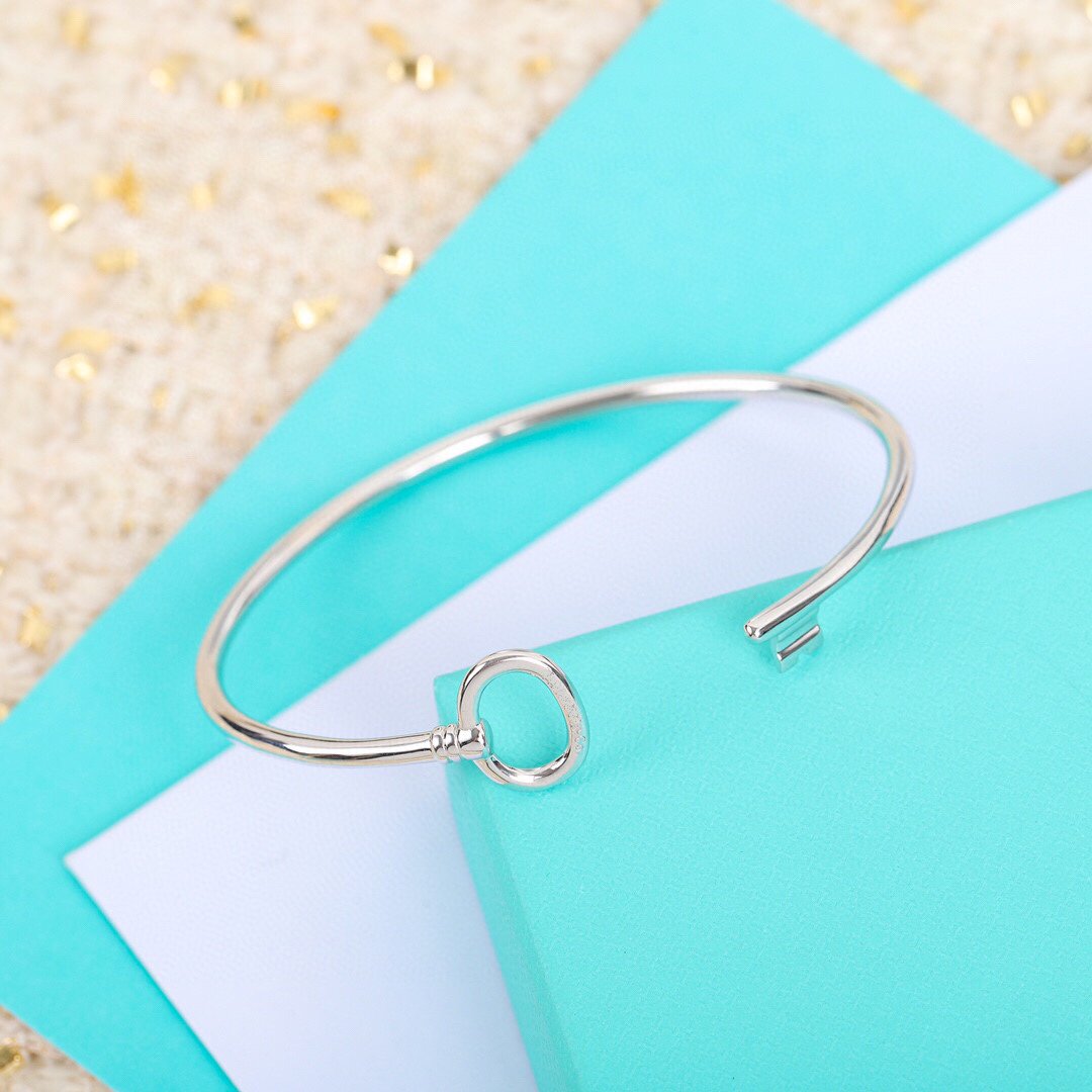 [Renovia Jewelry]KEY WIRE OVAL BRACELET