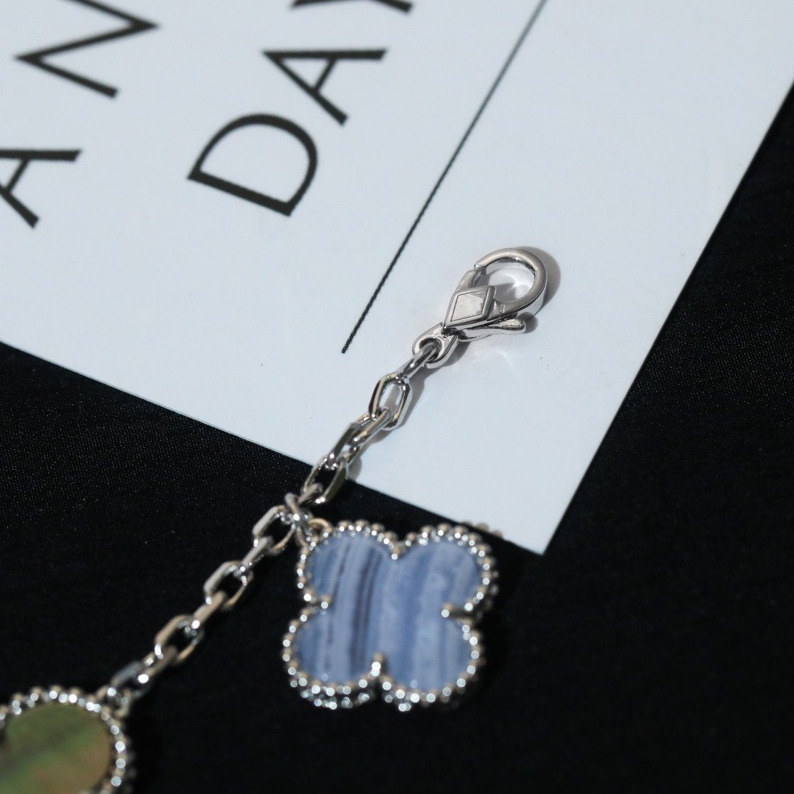 [Renovia Jewelry]CLOVER BRACELET 5 MOTIFS MOP CHALCEDONY SILVER