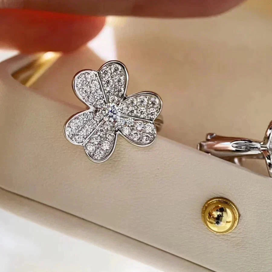 [Renovia Jewelry]CLOVER COMOS DIAMOND EARRINGS SILVER