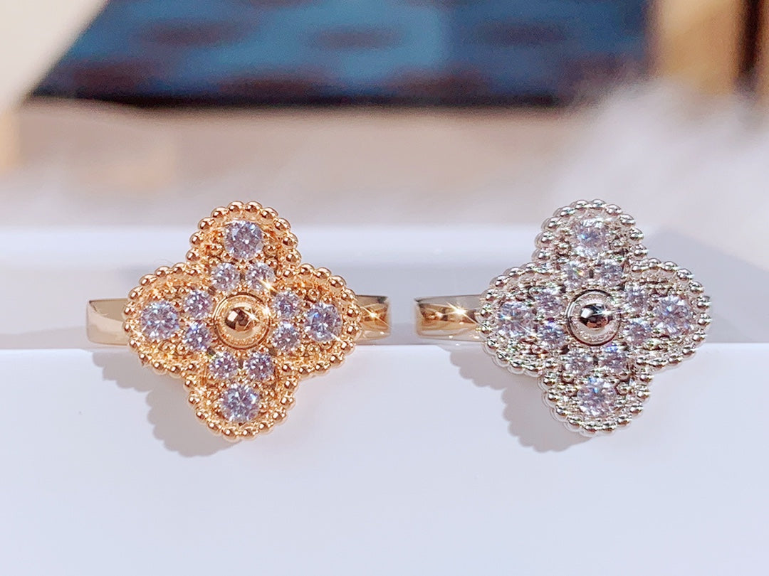 [Renovia Jewelry]CLOVER DIAMOND RING
