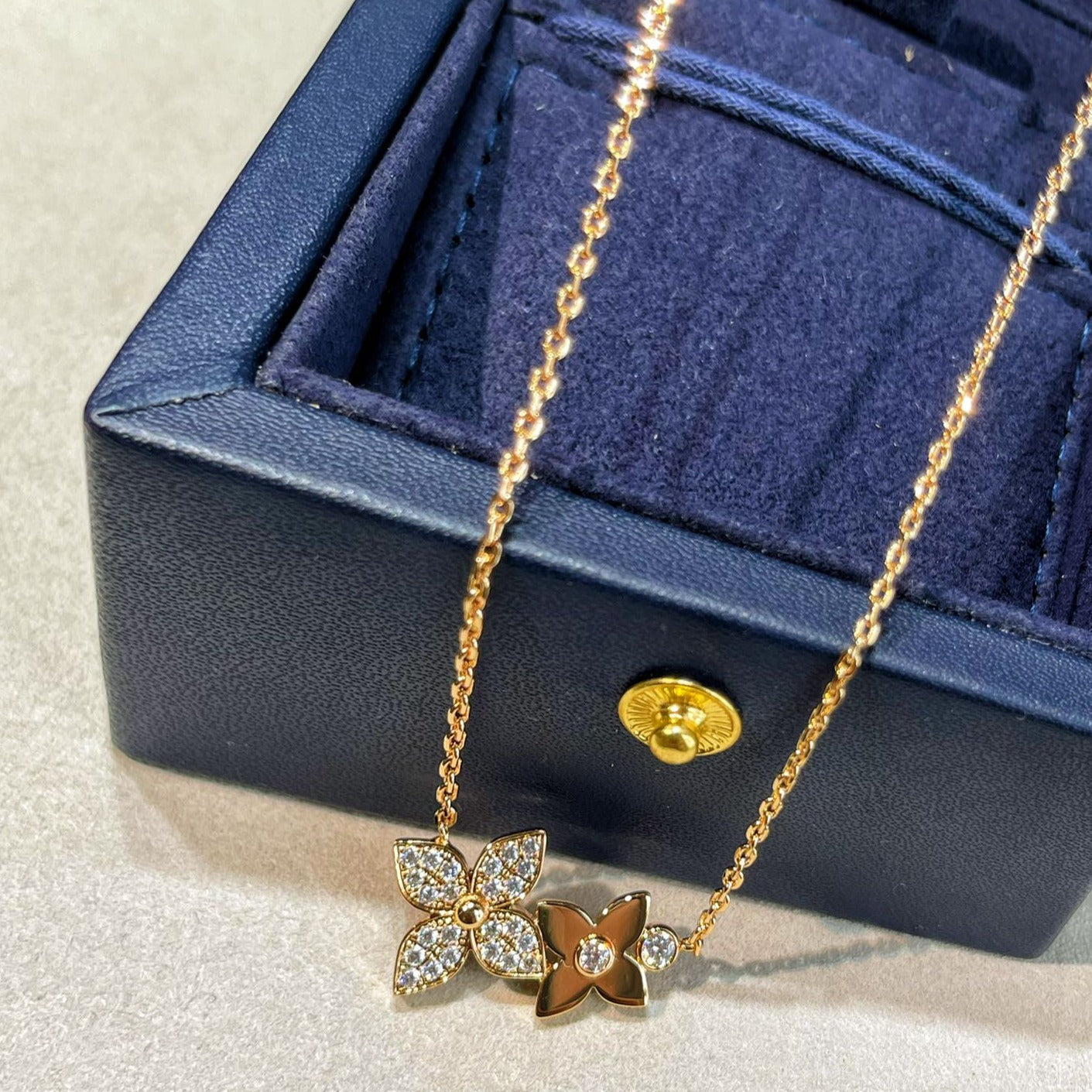 [Renovia Jewelry]STAR BLOSSOM NECKLACE PINK GOLD DIAMONDS