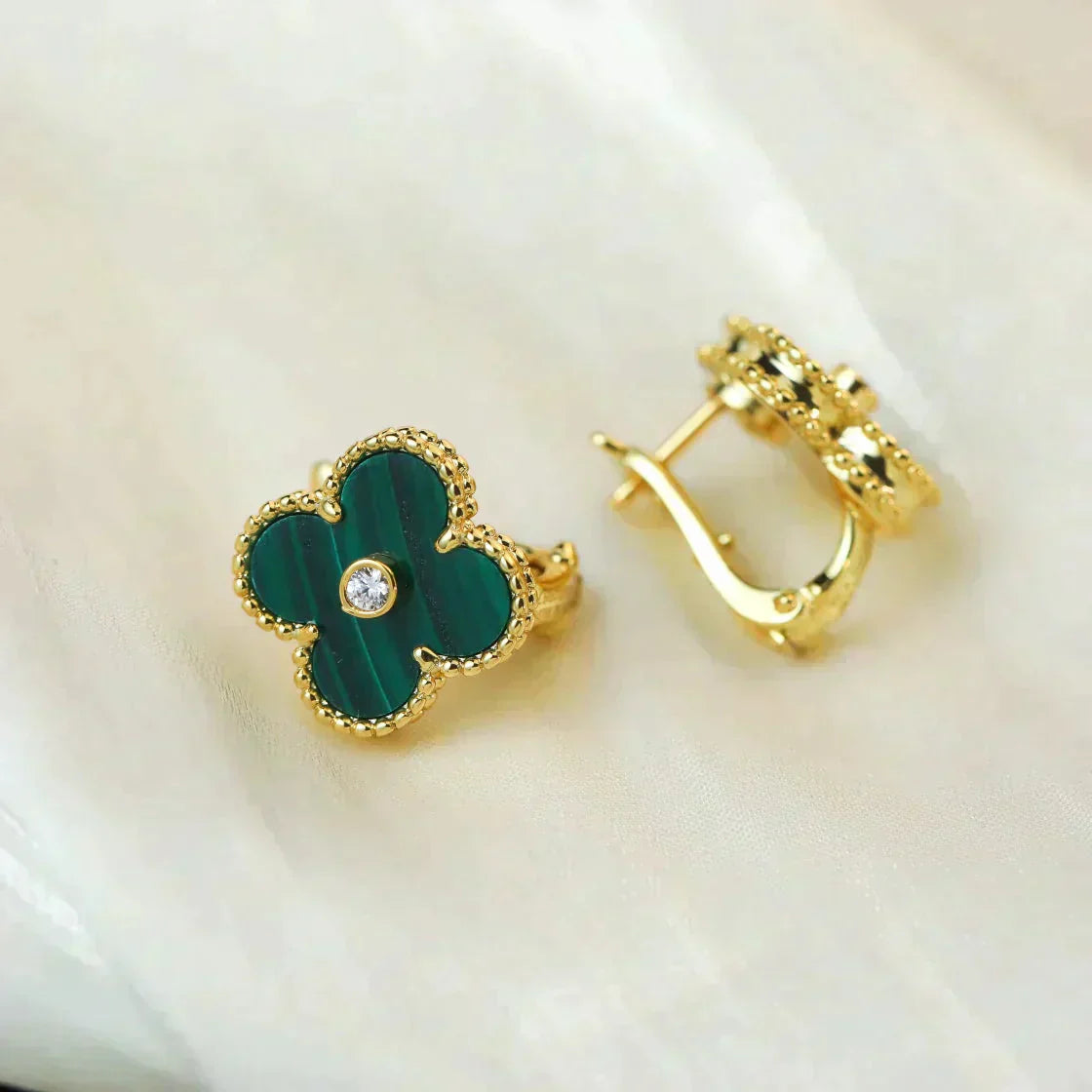 [Renovia Jewelry]CLOVER MEDIUM 1 MOTIFS MALACHITE DIAMOND EARRINGS