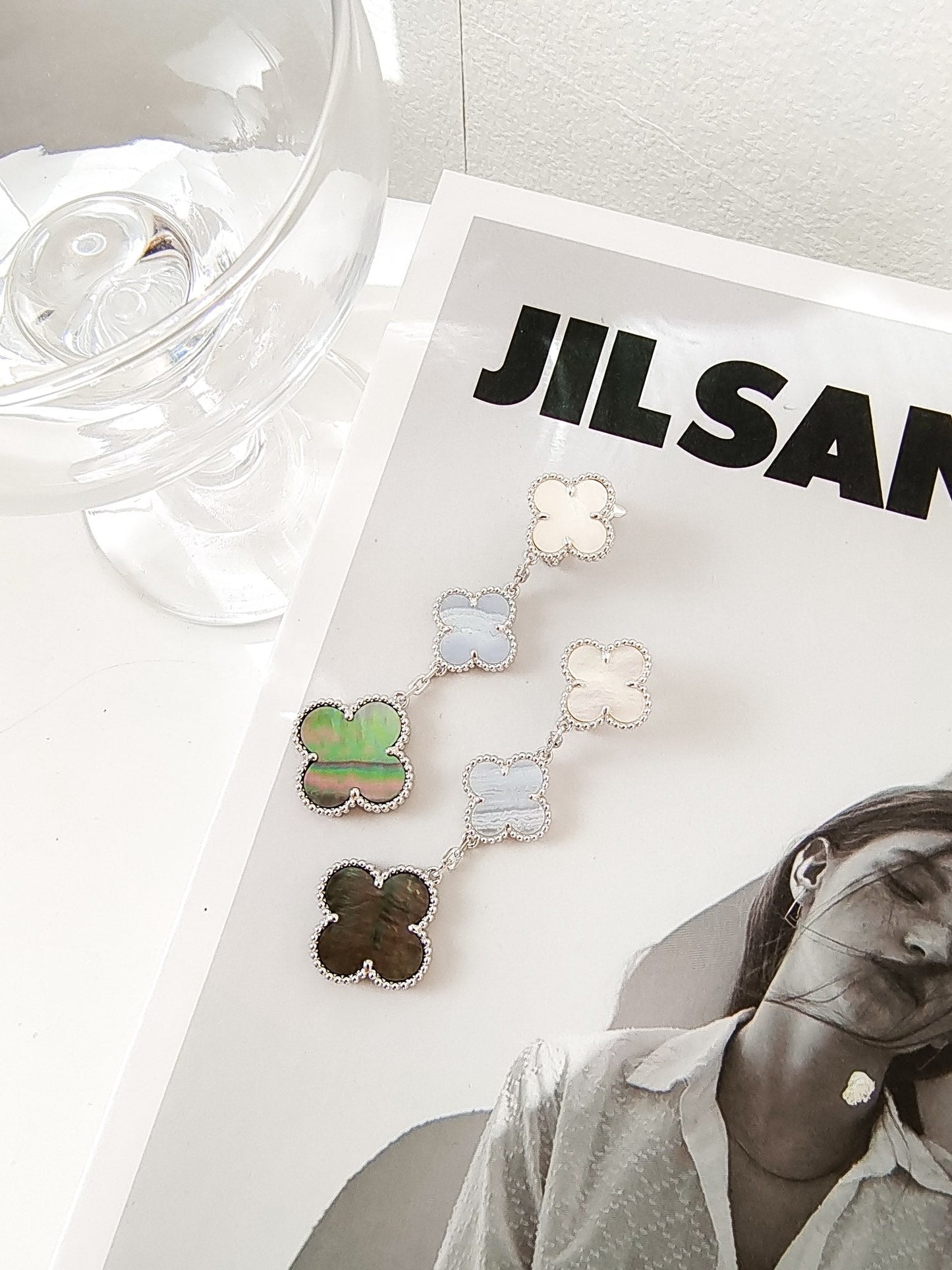 [Renovia Jewelry]CLOVER 3 MOTIFS CHALCEDONY DARK MOP SILVER EARRINGS