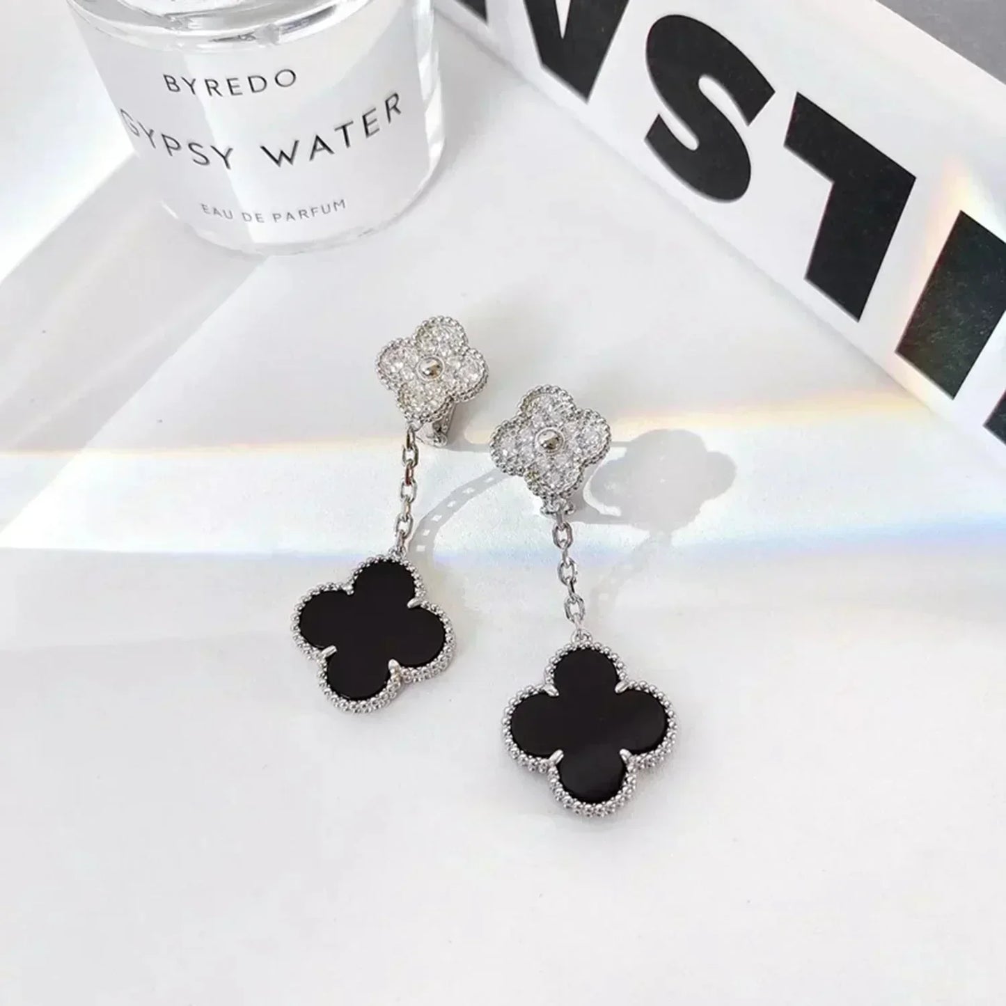 [Renovia Jewelry]CLOVER 2 MOTIFS  DIAMOND ONYX EARRINGS SILVER