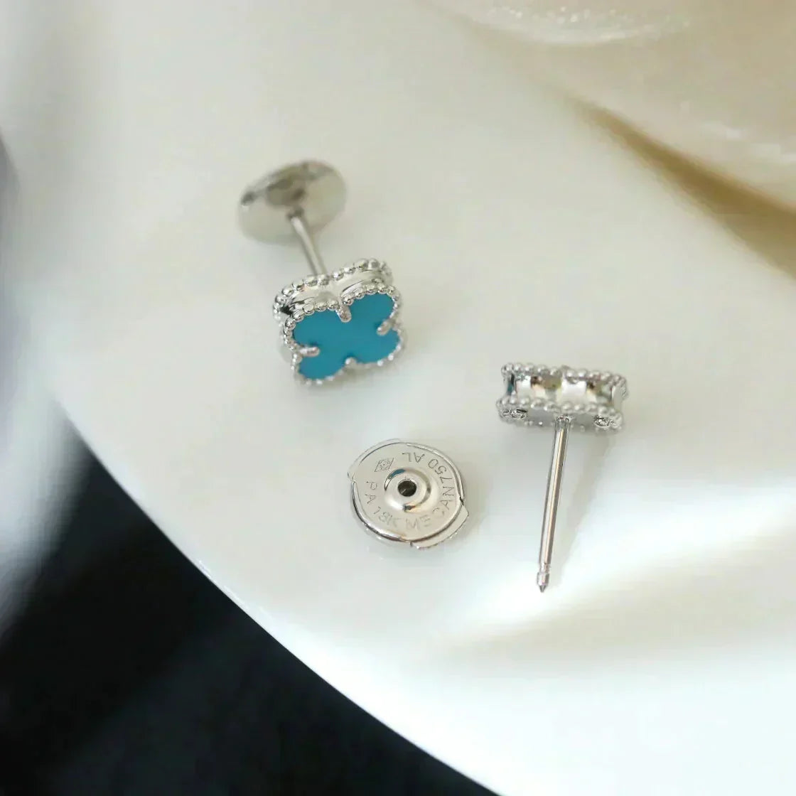 [Renovia Jewelry]CLOVER MINI 9.5MM ONYX STUD EARRINGS SILVER