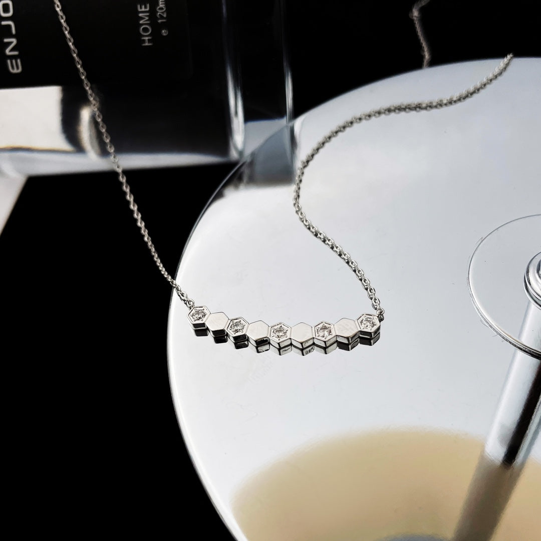 [Renovia Jewelry]BEE MY LOVE DIAMOND NECKLACE