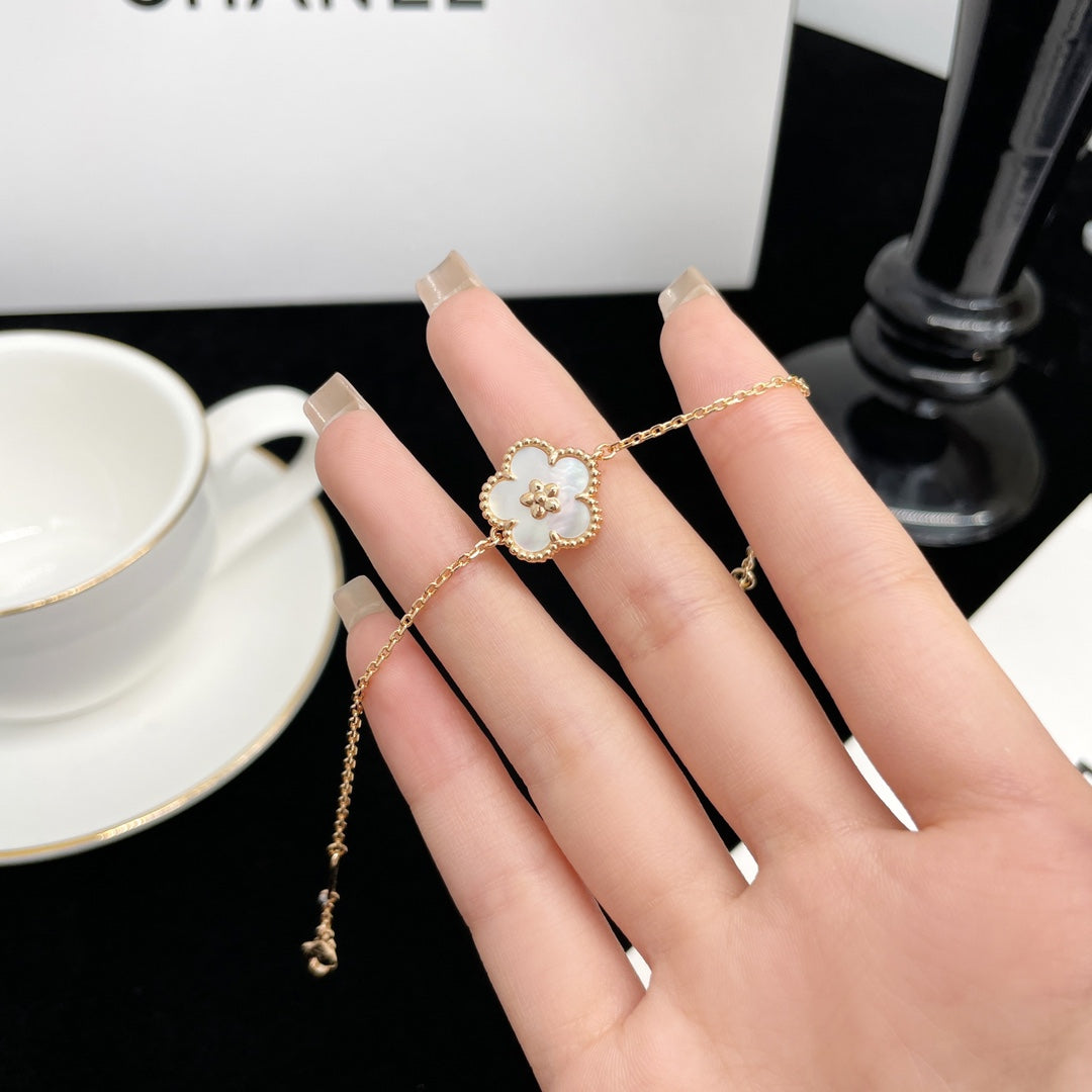 [Renovia Jewelry]LUCKY SPRING ROSE GOLD MOP BRACELET
