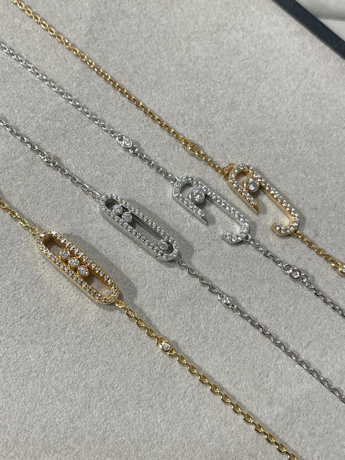 [Renovia Jewelry]BABY MOVE DIAMOND BRACELET
