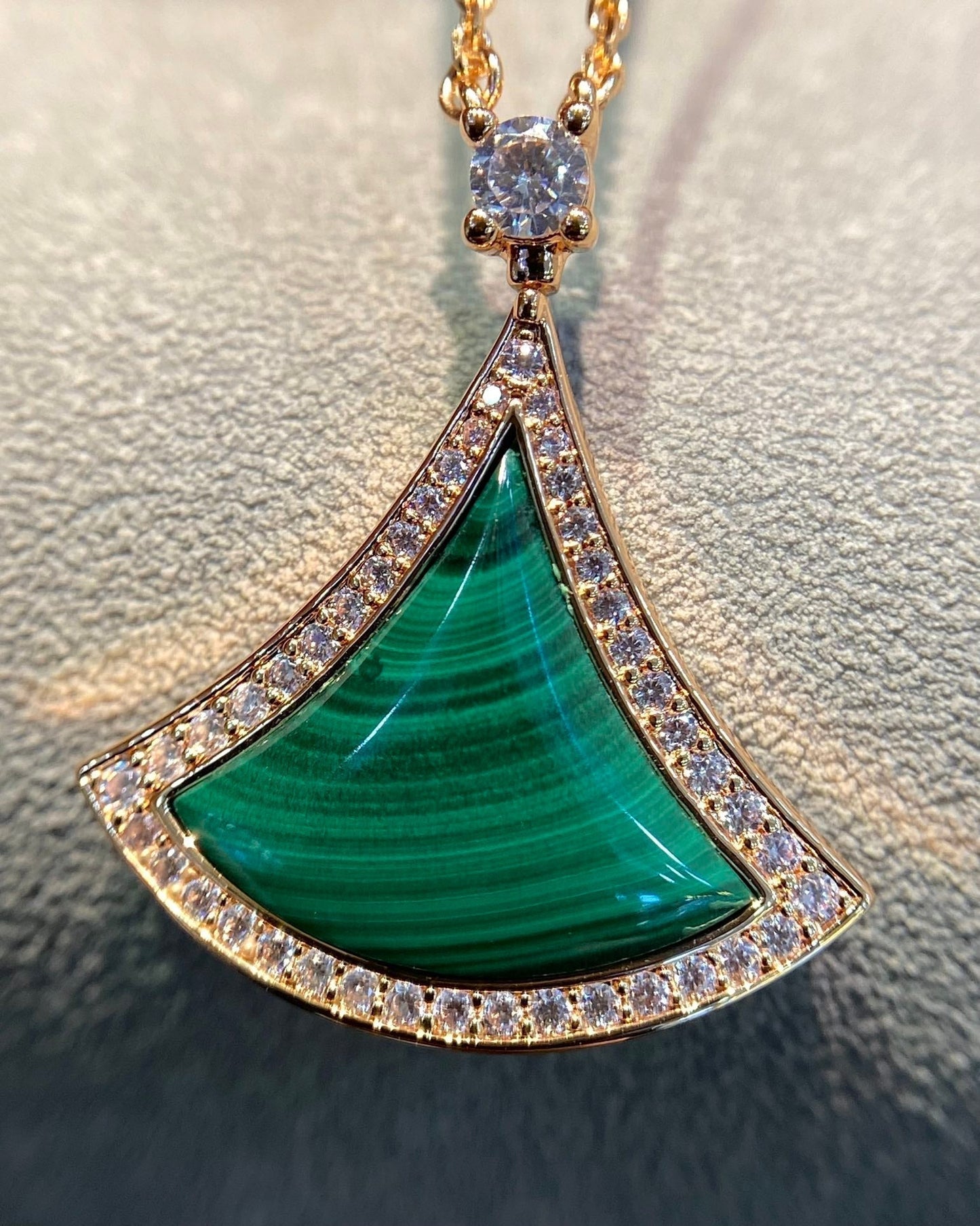 [Renovia Jewelry]DREAM MALACHITE DIAMOND PAVED PINK GOLD NECKLACE