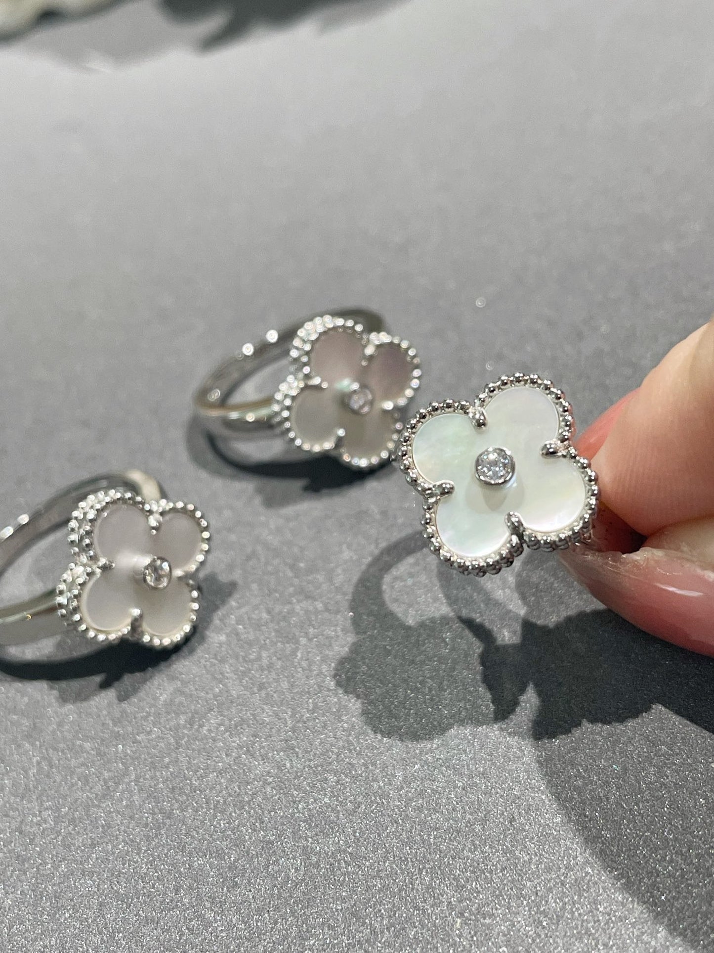 [Renovia Jewelry]CLOVER SILVER MOP DIAMOND RING