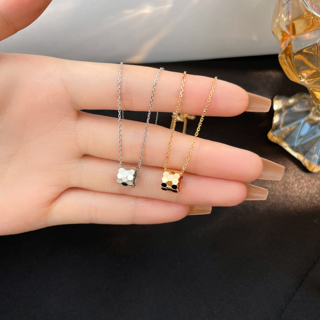 [Renovia Jewelry]BEE MINI NECKLACE
