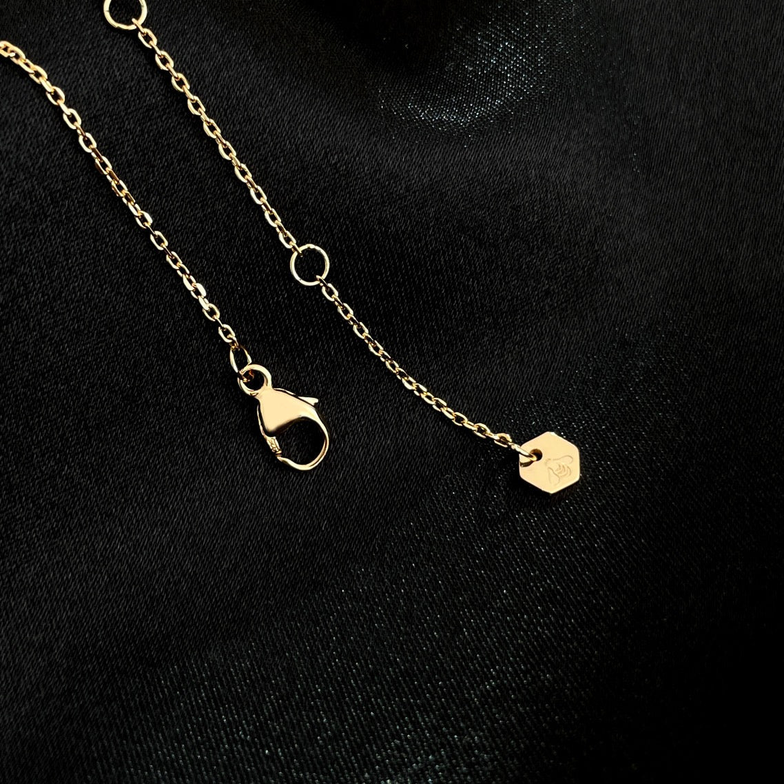 [Renovia Jewelry]BEE MINI NECKLACE