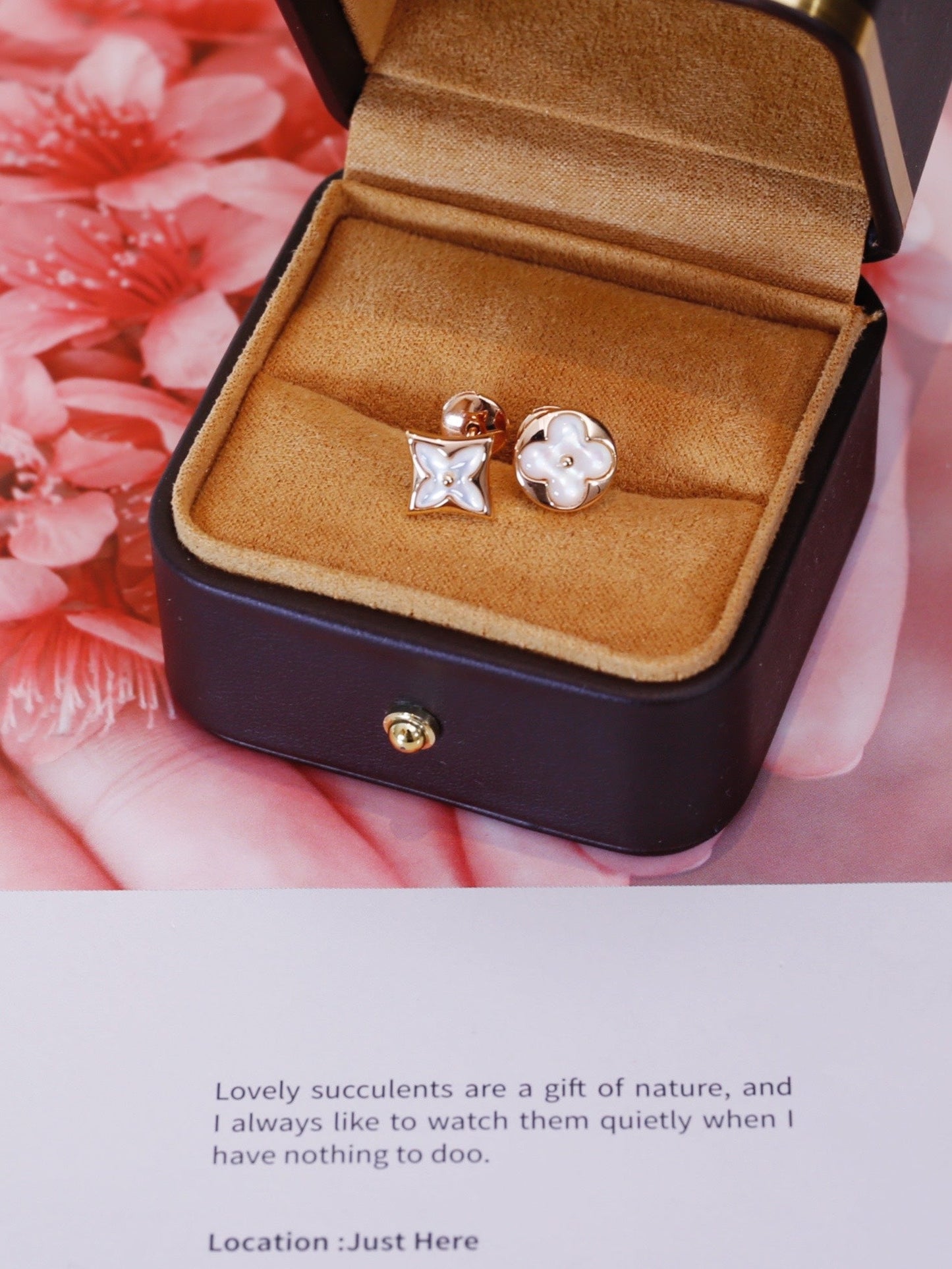 [Renovia Jewelry]STAR AND SUN PINK GOLD MOP STUD EARRINGS