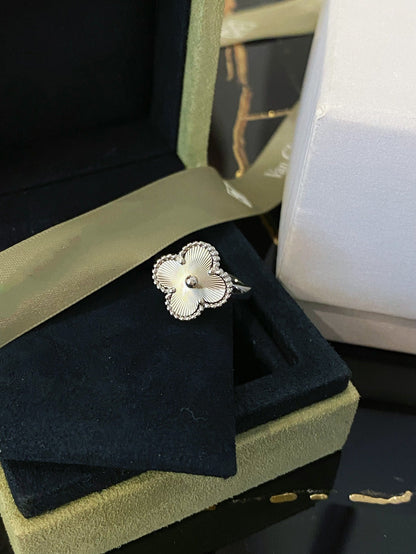 [Renovia Jewelry]CLOVER SILVER RING