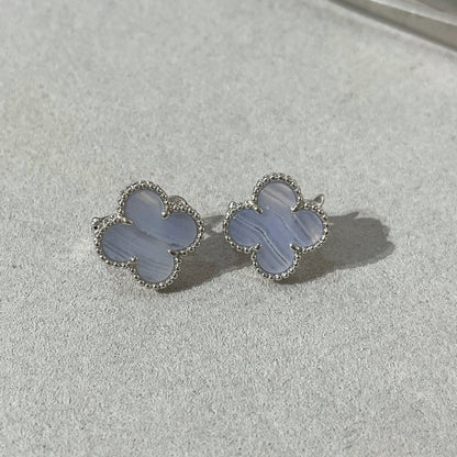 [Renovia Jewelry]CLOVER CHALCEDONY SILVER STUD EARRINGS